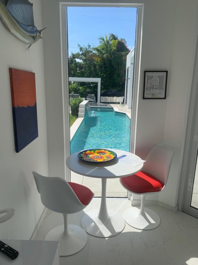Men Only Clothing Option Guesthouse Near Wilton Manors フォート・ローダーデール エクステリア 写真