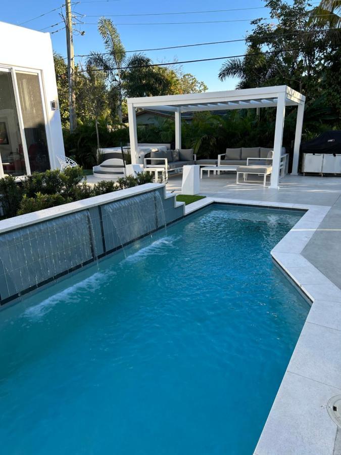 Men Only Clothing Option Guesthouse Near Wilton Manors フォート・ローダーデール エクステリア 写真