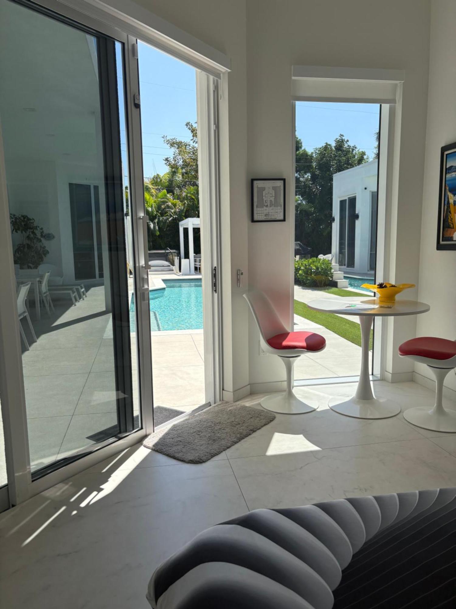 Men Only Clothing Option Guesthouse Near Wilton Manors フォート・ローダーデール エクステリア 写真